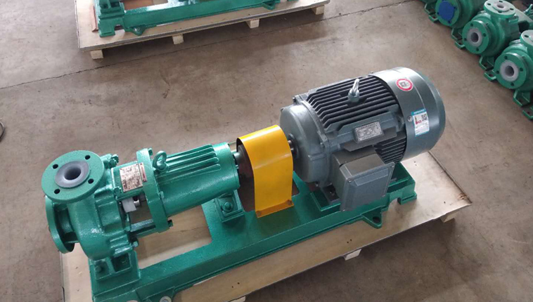 Un client sud-africain achète pour la première fois en Chine une pompe centrifuge à revêtement en PTFE dixglong